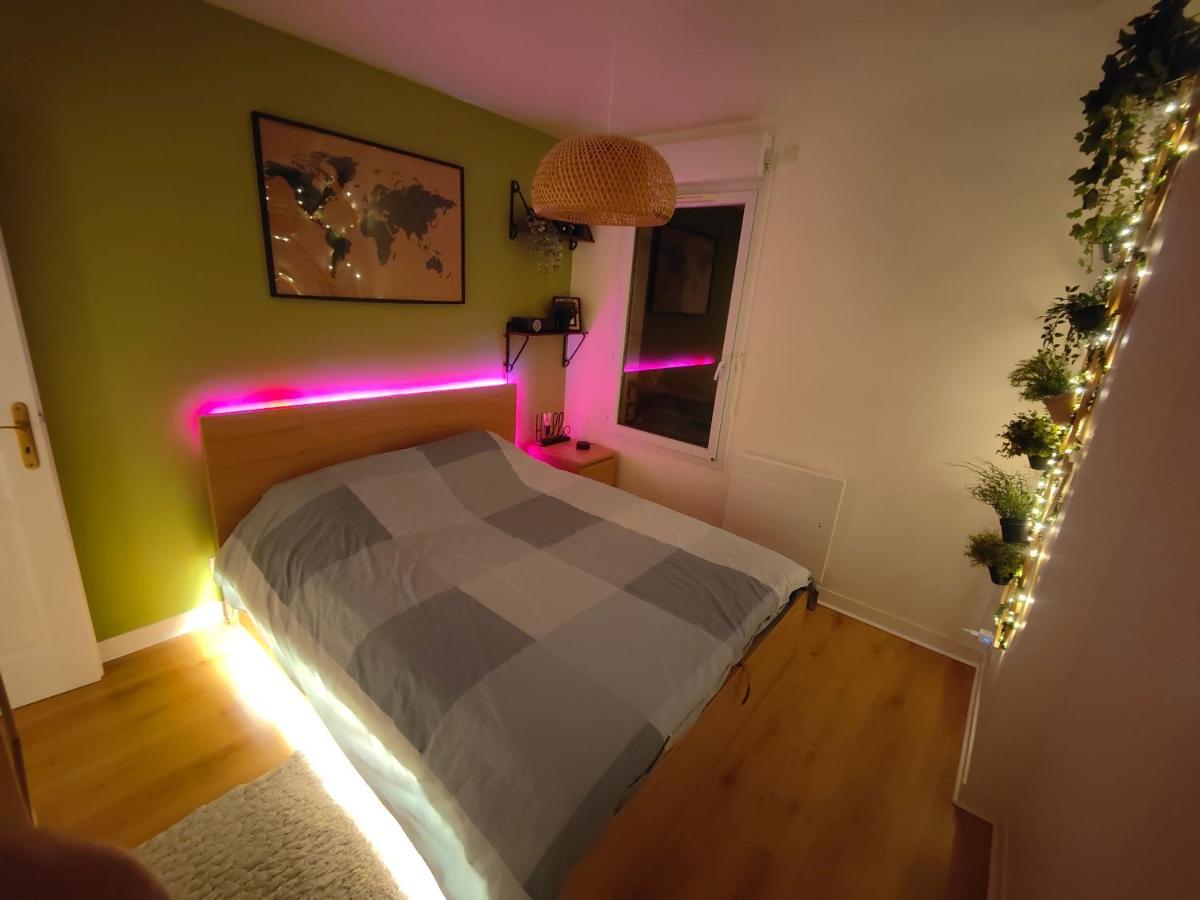 Appartement Centre Avec Balcon Parking Prive Orleans Luaran gambar